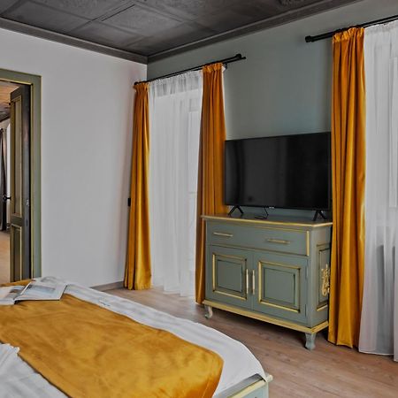 Gela'S Terrace Apartment Сібіу Екстер'єр фото
