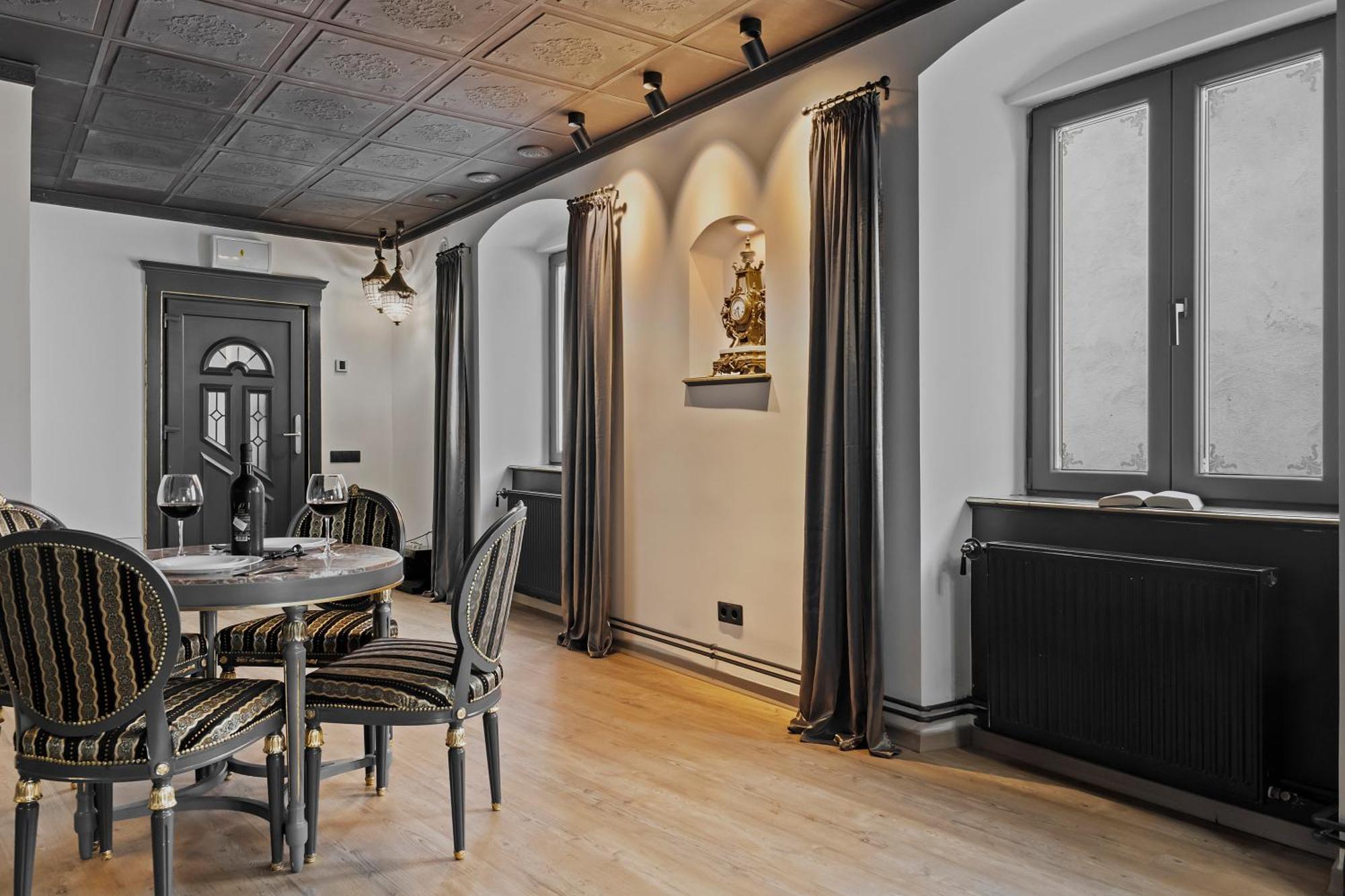 Gela'S Terrace Apartment Сібіу Екстер'єр фото