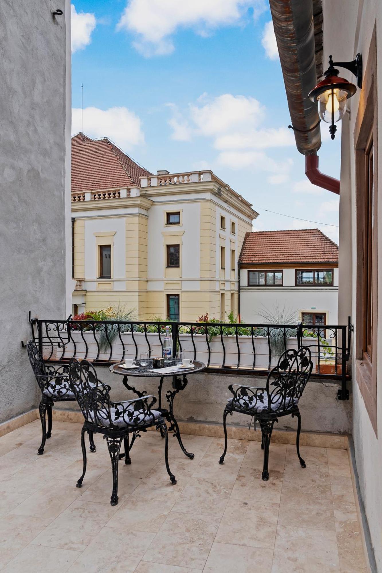 Gela'S Terrace Apartment Сібіу Екстер'єр фото