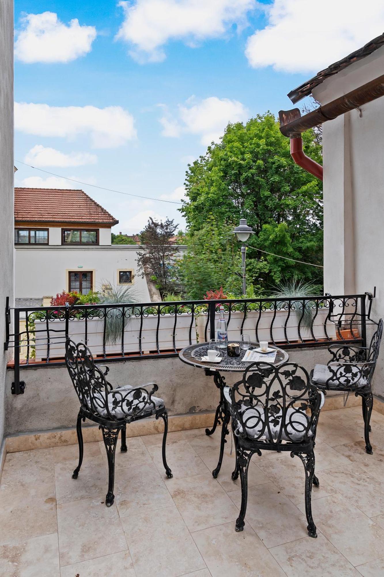 Gela'S Terrace Apartment Сібіу Екстер'єр фото